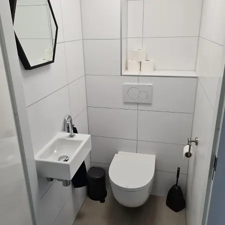 76 Op Recreatiepark De Wielen * Sint Maarten