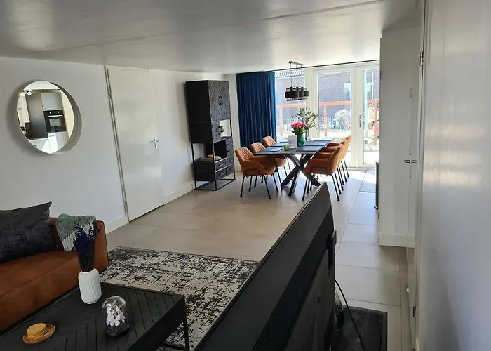 76 Op Recreatiepark De Wielen *