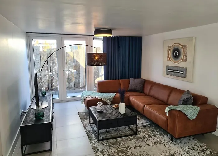 Villa 76 Op Recreatiepark De Wielen