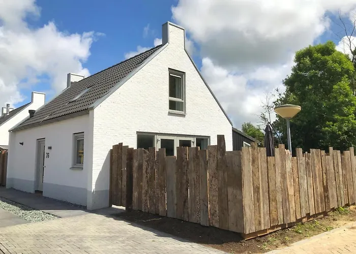 Villa 76 Op Recreatiepark De Wielen