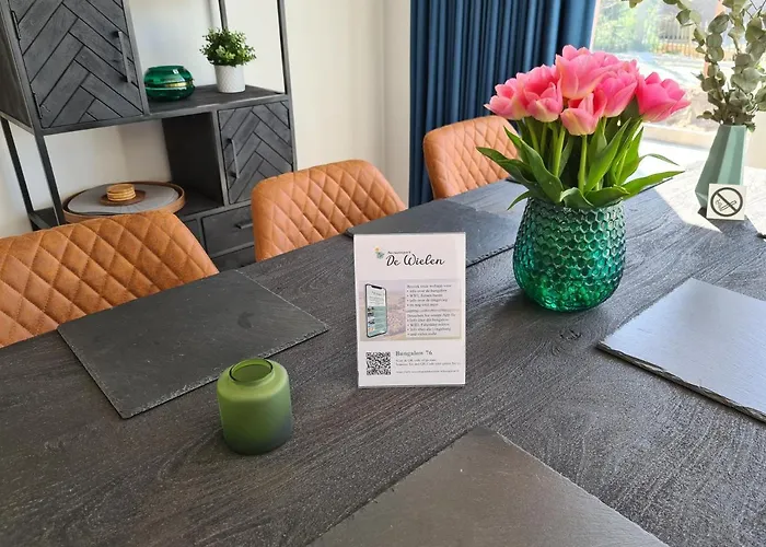 빌라 76 Op Recreatiepark De Wielen